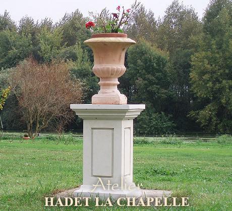 Colonne de jardin en pierre